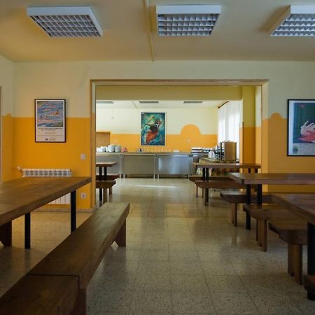 Alberg Escola De Piraguisme De 소르트 외부 사진